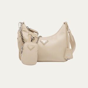 Authentic Prada Re-Edition 2005 in Desert Beige